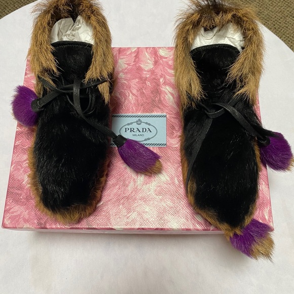 Prada Flat Fur Chukka Bootie - Picture 2 of 8